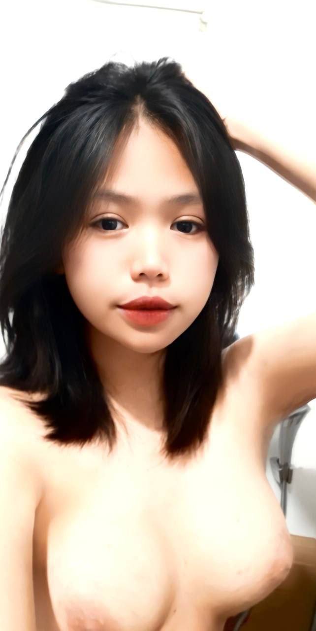 Thấy vợ yêu stress vì công việc, Ông chồng khuyên Người vợ đi mát-xa và cái kết